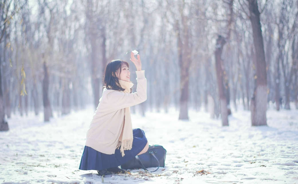 周叽是可爱兔兔的雪景幻想：JK制服在冬日的浪漫，感受雪花与青春的交融-COS村